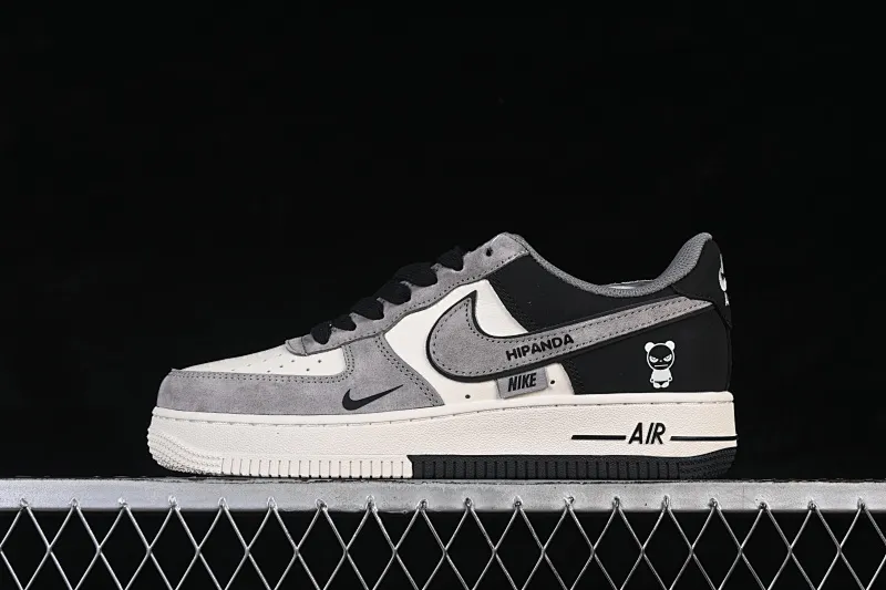 All categories Nk Air Force 1 Air Force series Nk Air Force 1 Low Air Force low-top Nike Air Force 1'07 Low Violent Bear joint black and gray stitching Air Force 1 low-top casual sneakers XD9314-611
